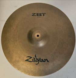 Zildjian ZBT 18 inch Crash Cymbal