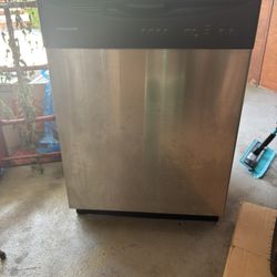 Dishwasher Frigidaire 