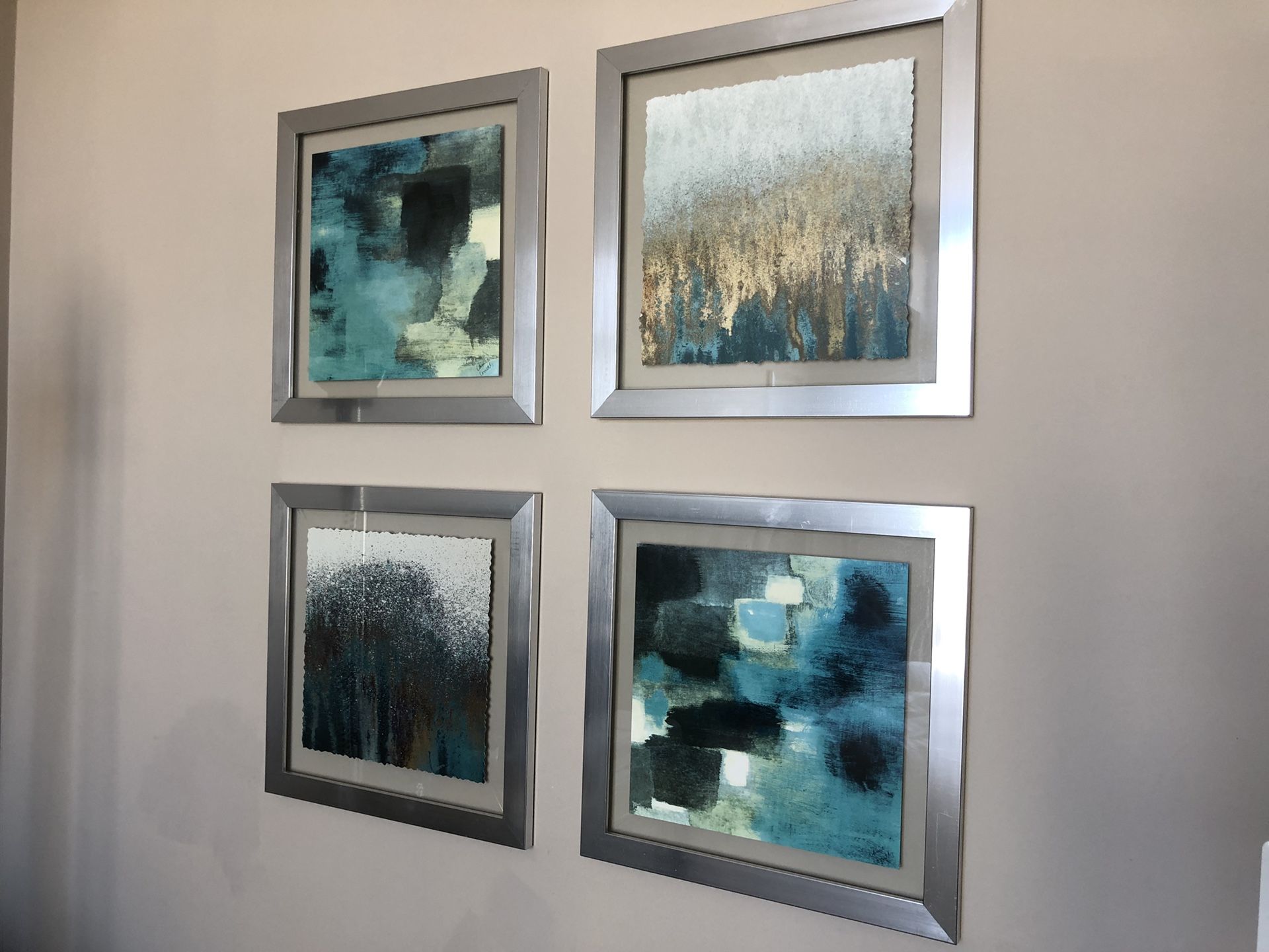 4 photos frames (abstract art) - in Reston VA