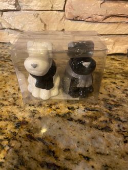 New Scotty dog salt and pepper shaker set