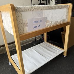 Bassinet (Wood)