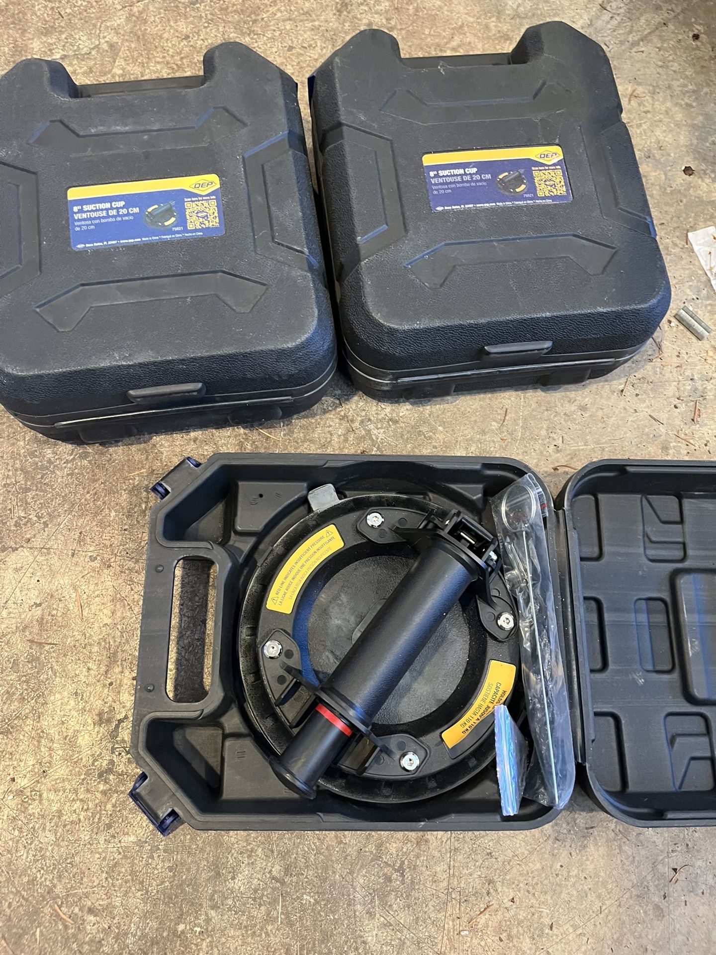 (2) DEP 8” vacuum pump suction cup. 242” lb capacity