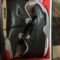 AUTHENTIC JORDAN 4 BRED Reimagined 