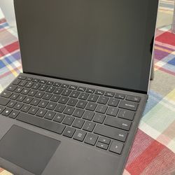 Microsoft Surface Pro 6, Intel I5,8GB Memory 256Gb SSD A++