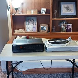 Awesome Stereo W/Turntable 