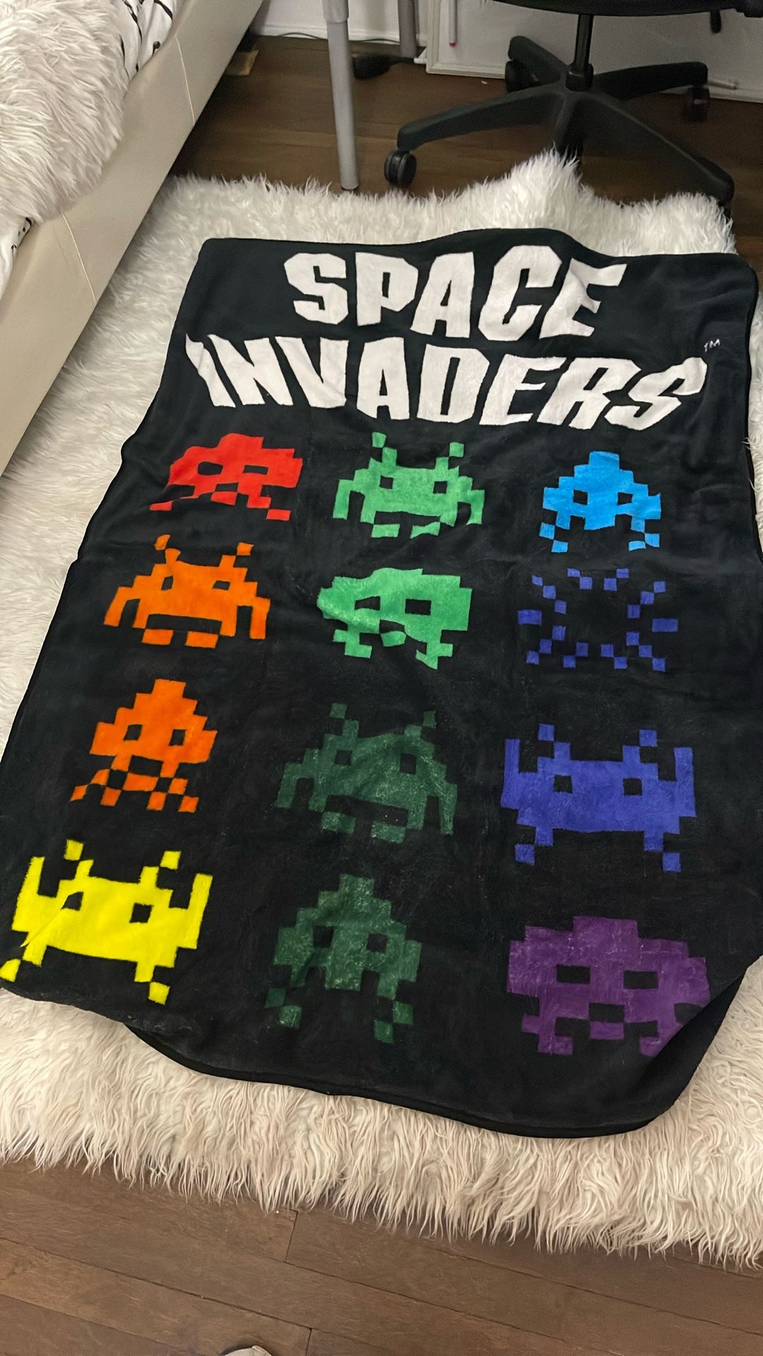 Space Invaders Fleece Throw Blanket 