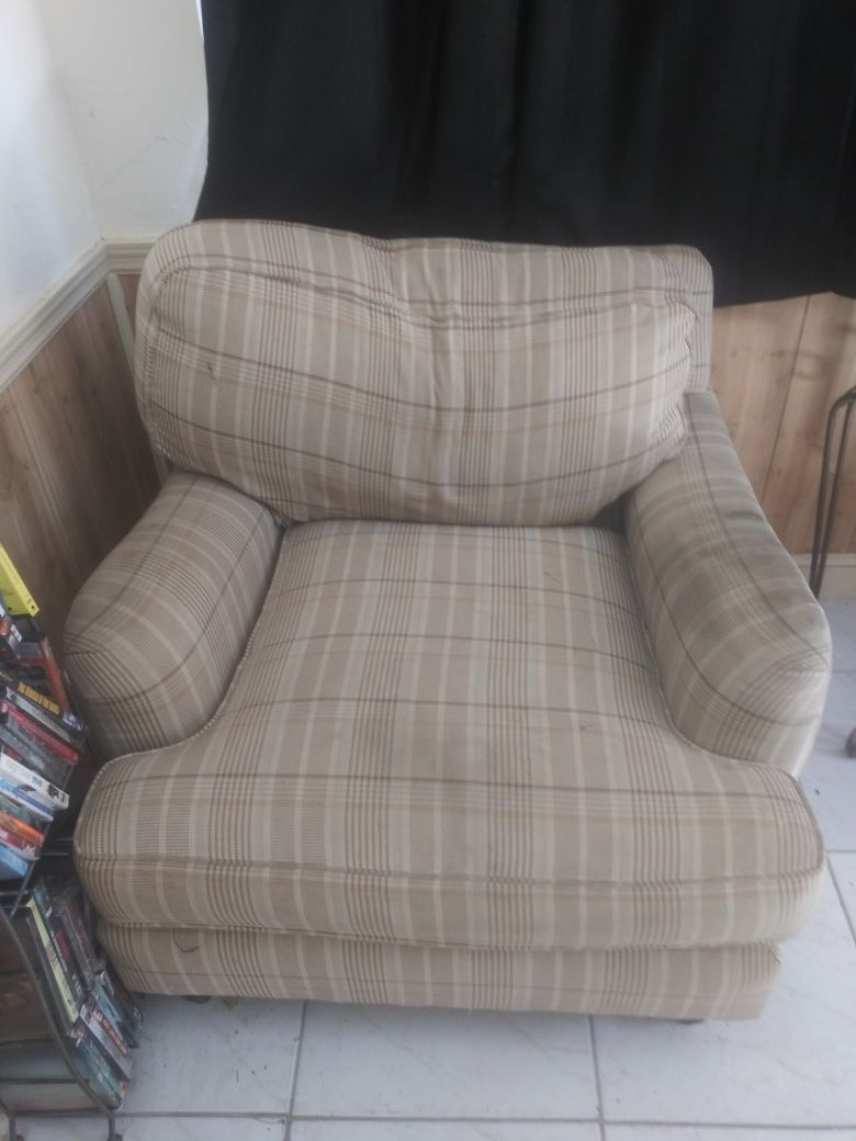 Lounge chair