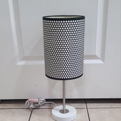 Black & White Desk Lamp - Obo