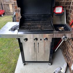 Char Broil Propane Grill
