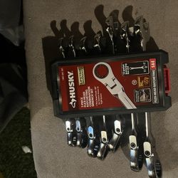 Husky 7 Piece Flex Head Ratcheting Combo Wrench Set