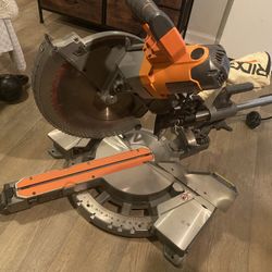 10 Inch Rigid Compound Miter Saw.