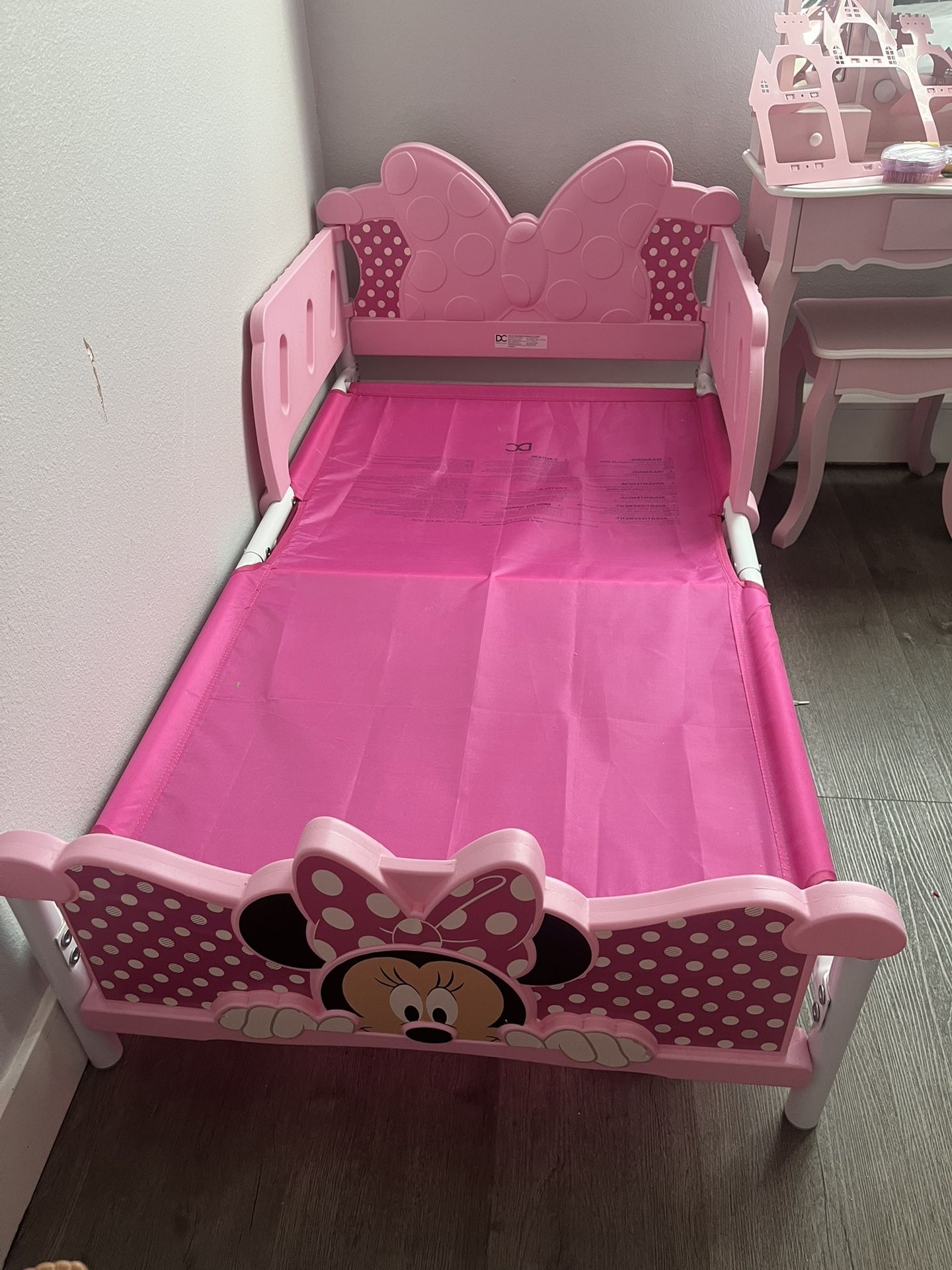 Toddler Bed Minnie Mouse