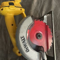 Dewalt Saw