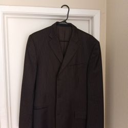 Men's Burberry London Suit Coat  Size 42 Long 100 Percent Made Of Wool USA