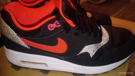 Nike Air Max Women's 6.5us Excellent Condition