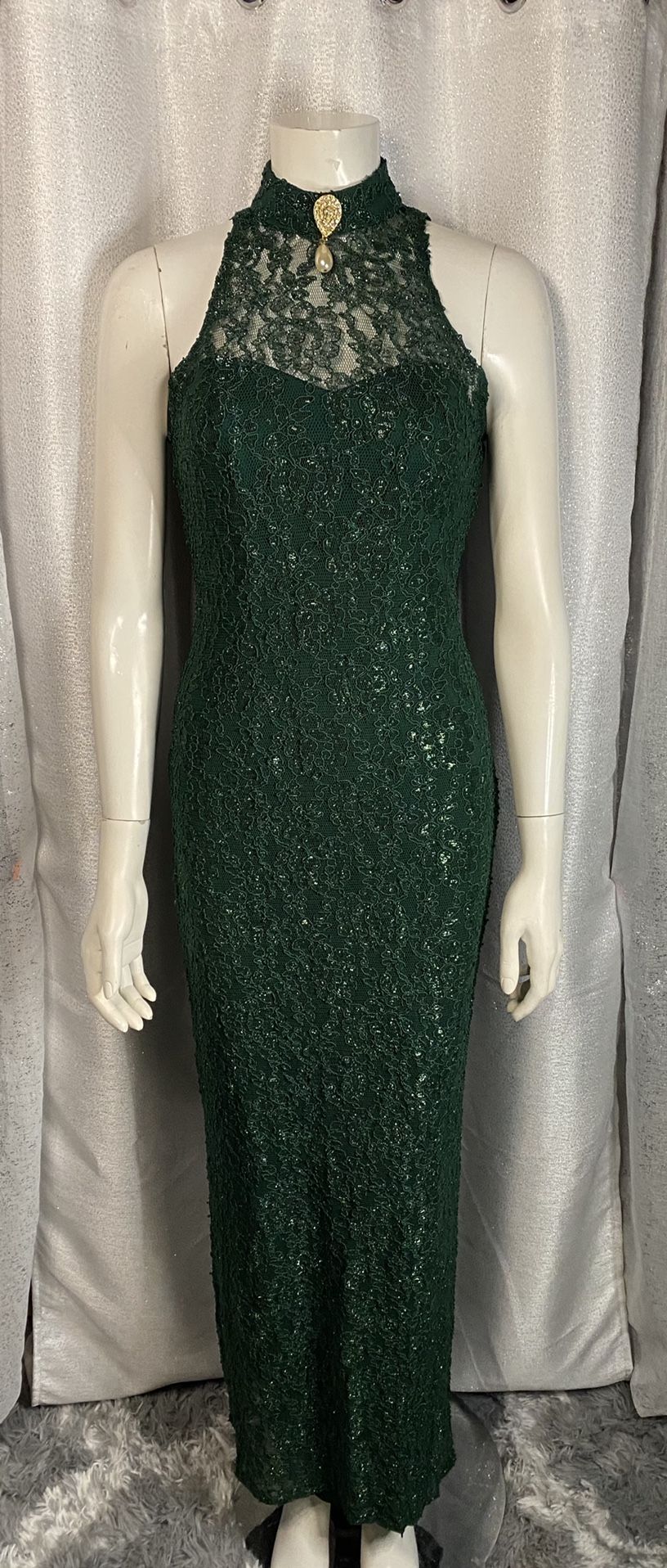High Neck Halter Emerald Lace Evening Gown Open Back Prom Dress Size 3/4