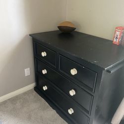 Desk/Dresser