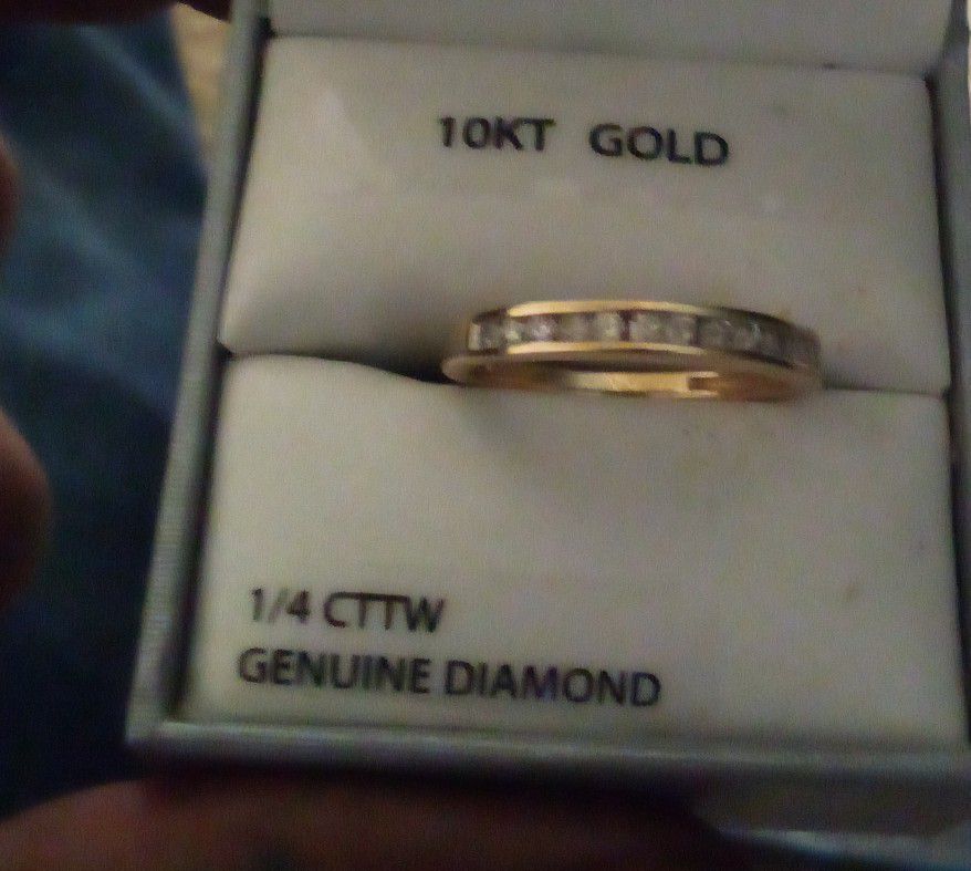10k Wedding Ring 