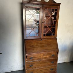 Antique Wooden Desk - Pre-1975 (Needs Work)