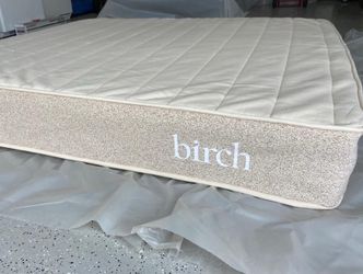 Helix, Birch Natural Mattress, King, Like New, Perfect Condition