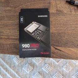Brand New Samsung 980 pCIe 4.0 NVMe M.2 SSD 2 TB