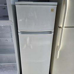 Refrigerator Daewoo W-20