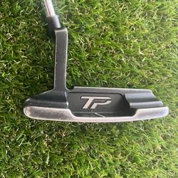 Taylor Made TP Collection JUNO 1, Blade Putter 35 Inch $65 OBO