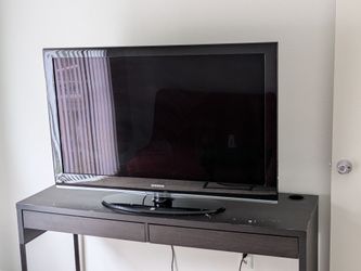 TV's + Digital Converter + Antenna Combo