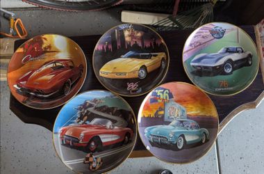 Set of five Corvette commentary plates