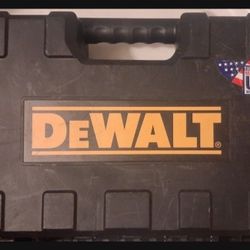 DEWALT XR 20V 5.0 AMP - BRAND NEW 