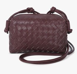 Woven Crossbody Bags for Women,Handwoven Small Purses for Women,Vegan Leather Handbag Trendy Shoulder Bag