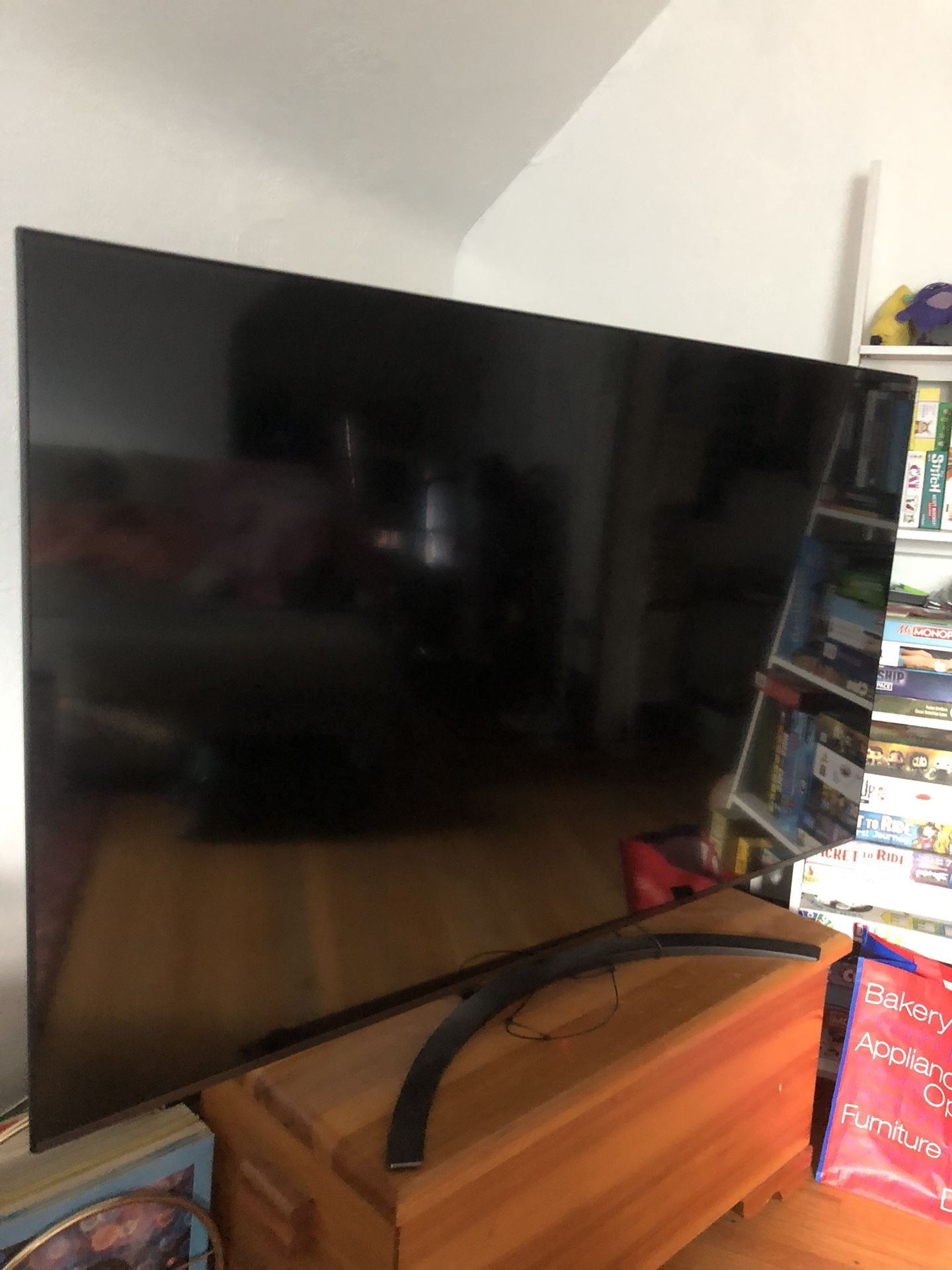 TV 65”