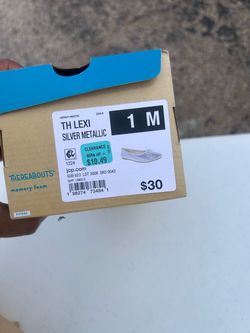 Thereabouts Lexi Silver Metallic Flats Size 1M