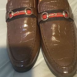 Dress shoes