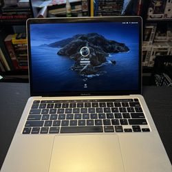 MacBook Pro 13” M1 with Touch Bar.