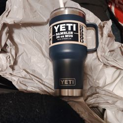 Yeti Rambler 35oz Mug