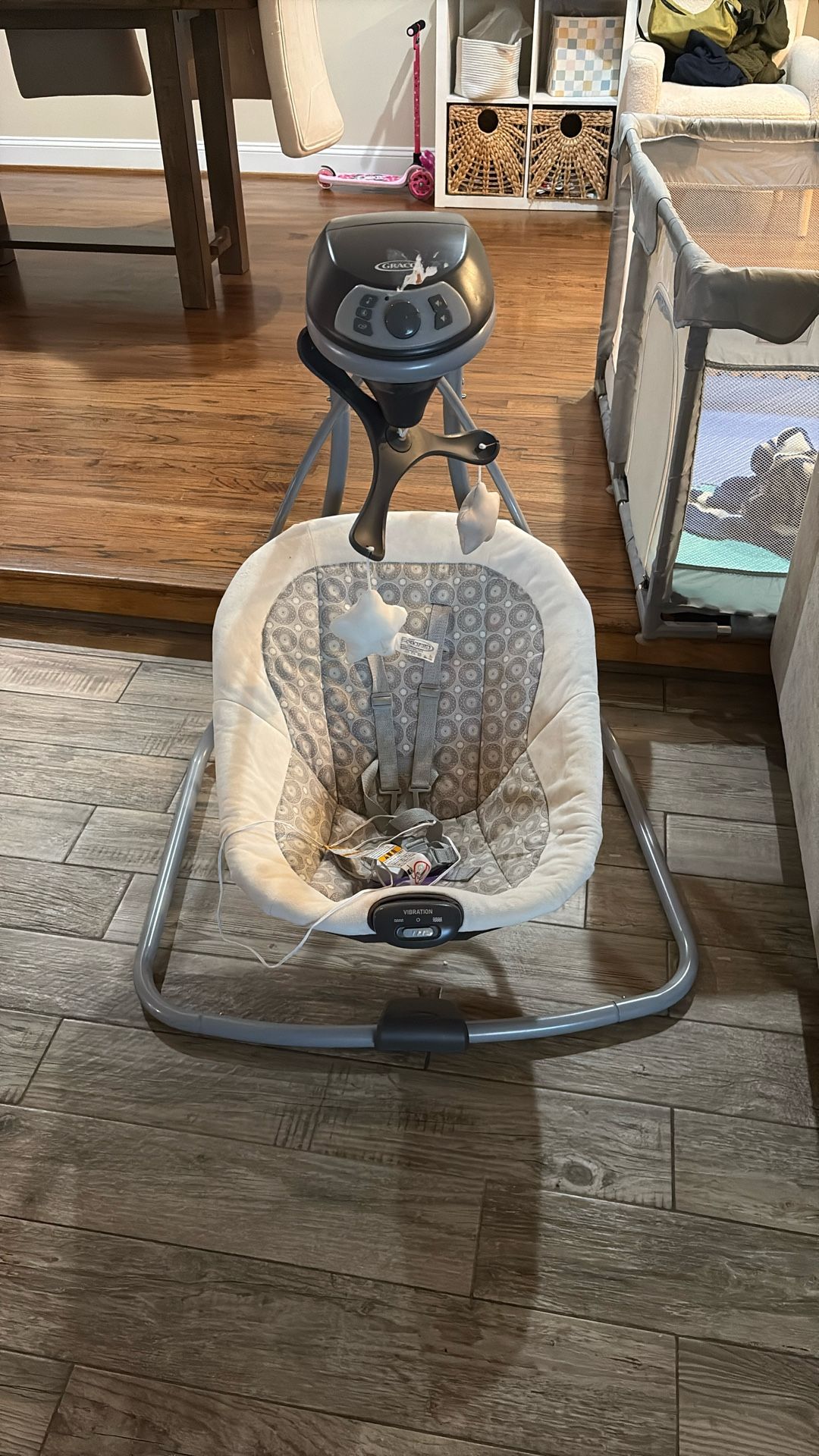 Baby swing $40
