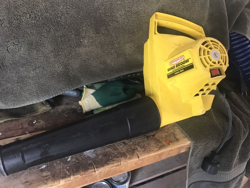 Paramount Wind Broom Electric Blower