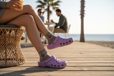 Classic Crocs Clog – Lavender/Lilac | Women’s Size 11 / Men’s Size 9 | Lightweight Comfort Sandals