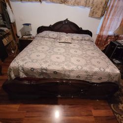 High-end King size Headboard, Footboard and Rails