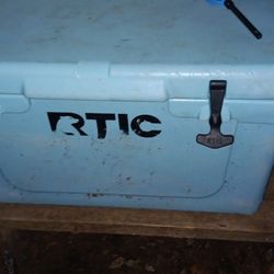 Rtic Cooler 