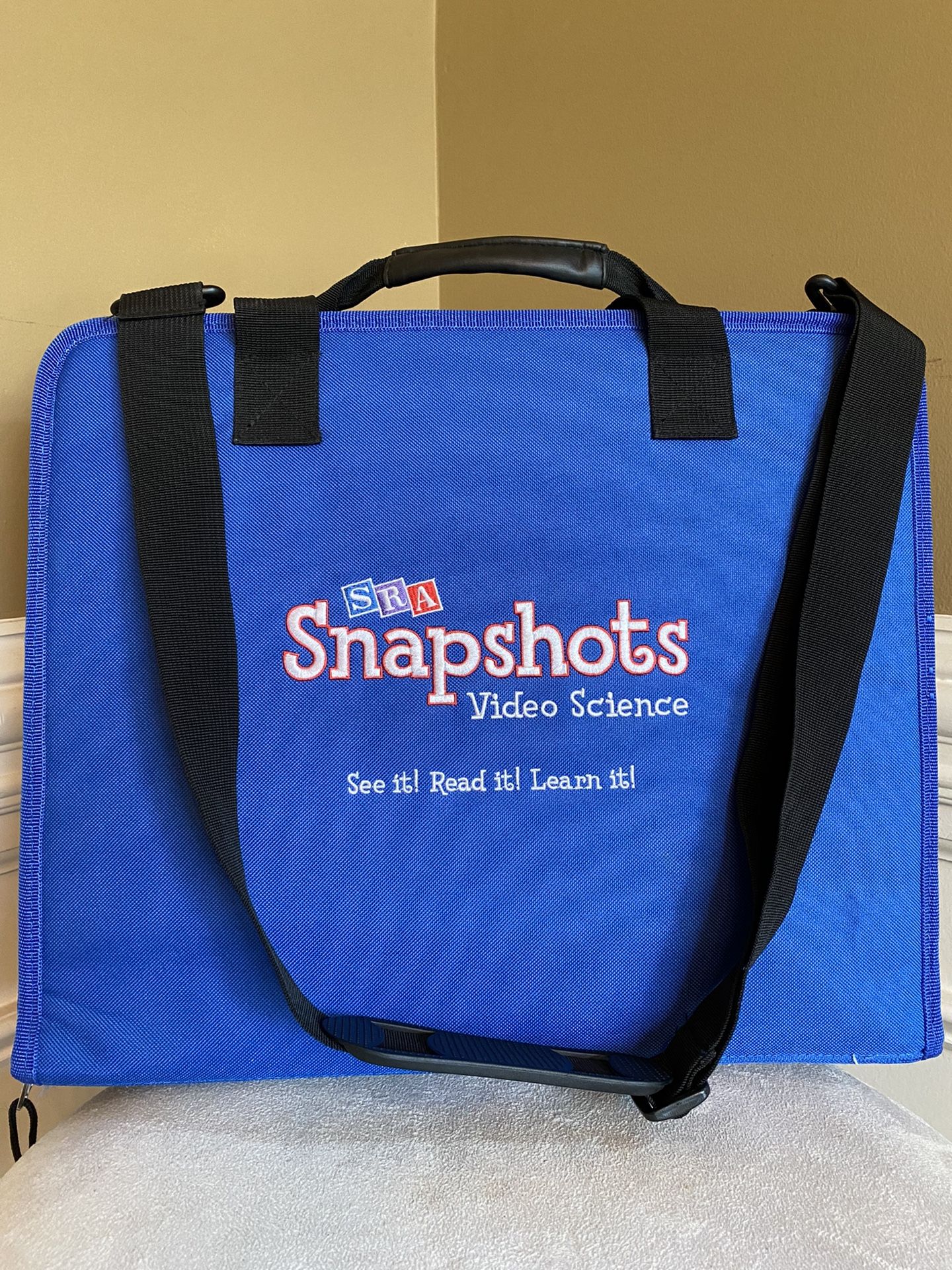 SRA Snapshots Video Science Complete Kit (Level C). See it! Read it! Learn it!