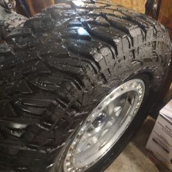 35" X 12.50" X 17" Arroyo Merrick Mud Terrain Tires