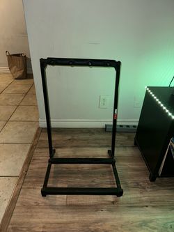 Used Triple Guitar Stand