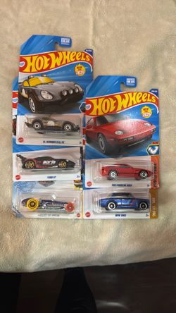 Hot Wheels 2 For $5 New   I Have Over 300 Hot wheels 
