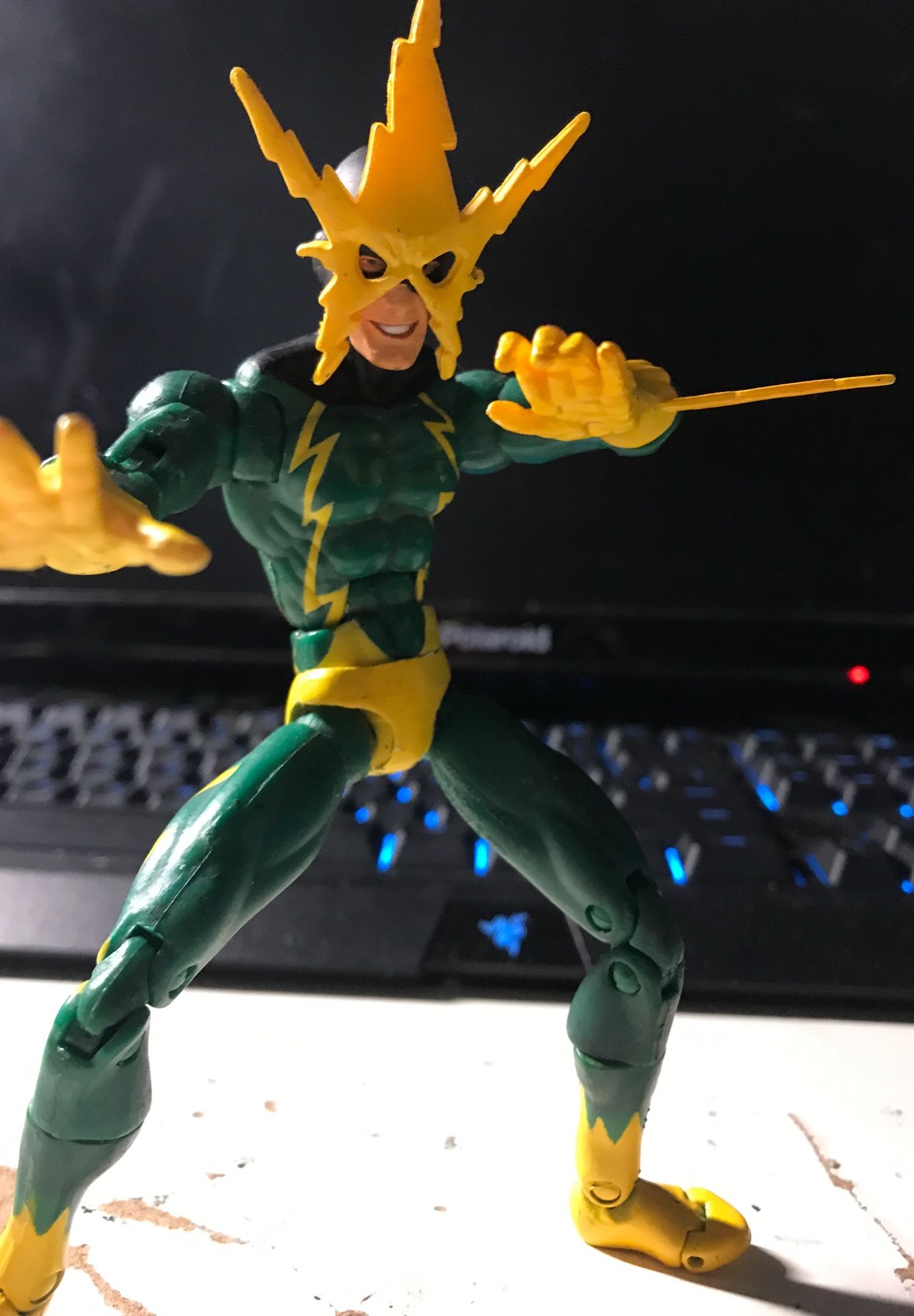Marvel legends toybiz electro