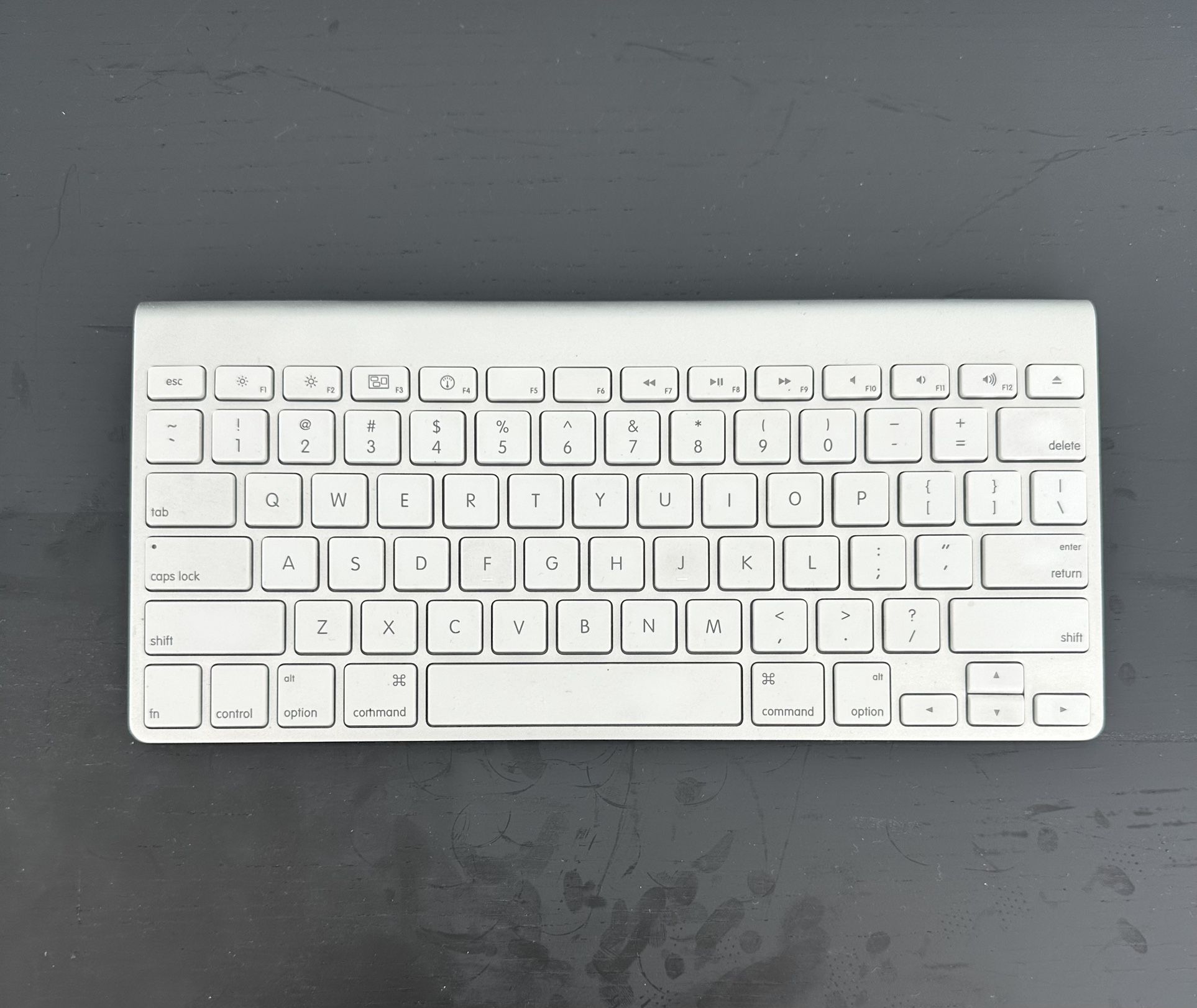 Apple Wireless Keyboard & Mouse