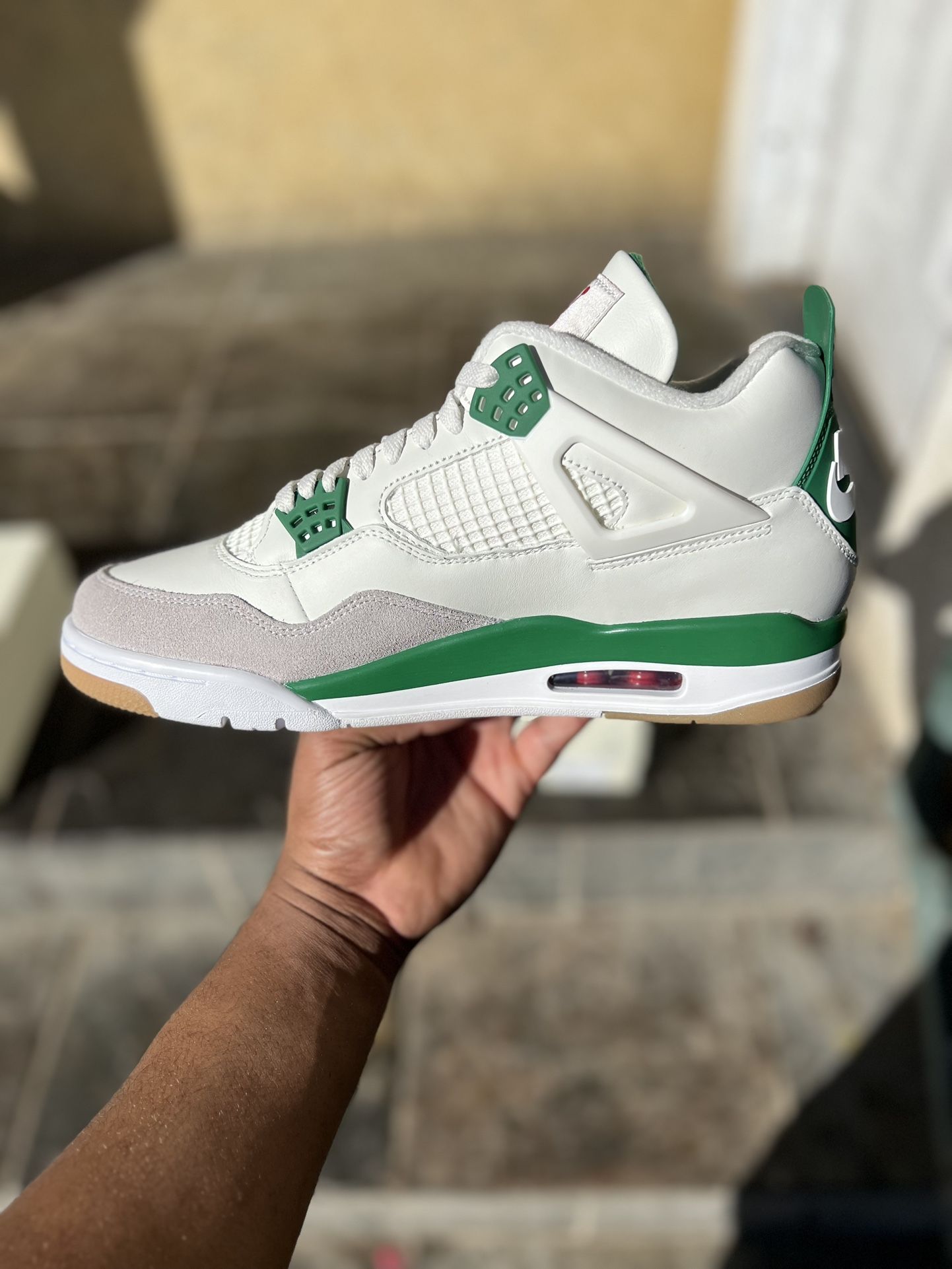 Jordan 4 SB Pine Green Size 11 with Receipt for Sale in Los Angeles, CA ...