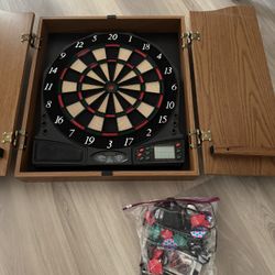Electronic Dartboard With Accessories