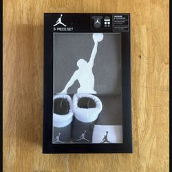 New Nike Jordan 3-Piece Set Infant Baby Toddler 6-12 Months